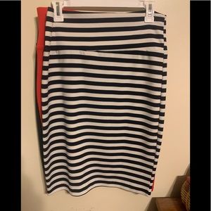 Lularoe Black and white striped Cassie